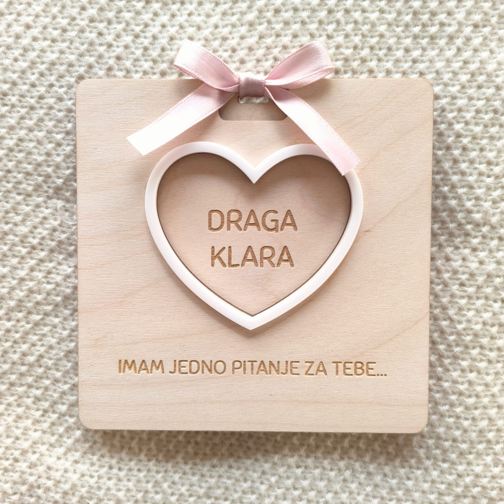 Drvena pitalica za kumstvo Srce